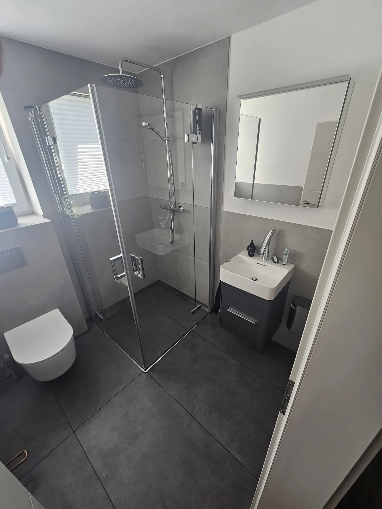 Begehbare dusche fliesen – Fliesenarbeit von Romanowski Fliesenlegermeister, Solingen