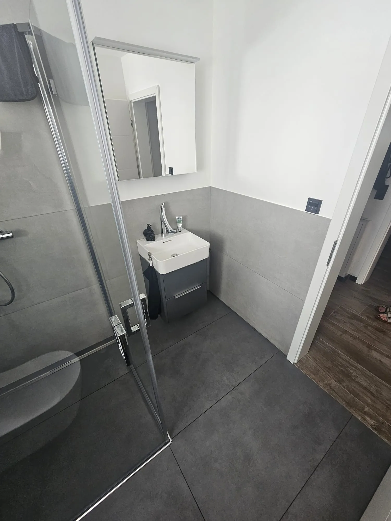 Dusche waschtisch fliesen – Fliesenarbeit von Romanowski Fliesenlegermeister, Solingen
