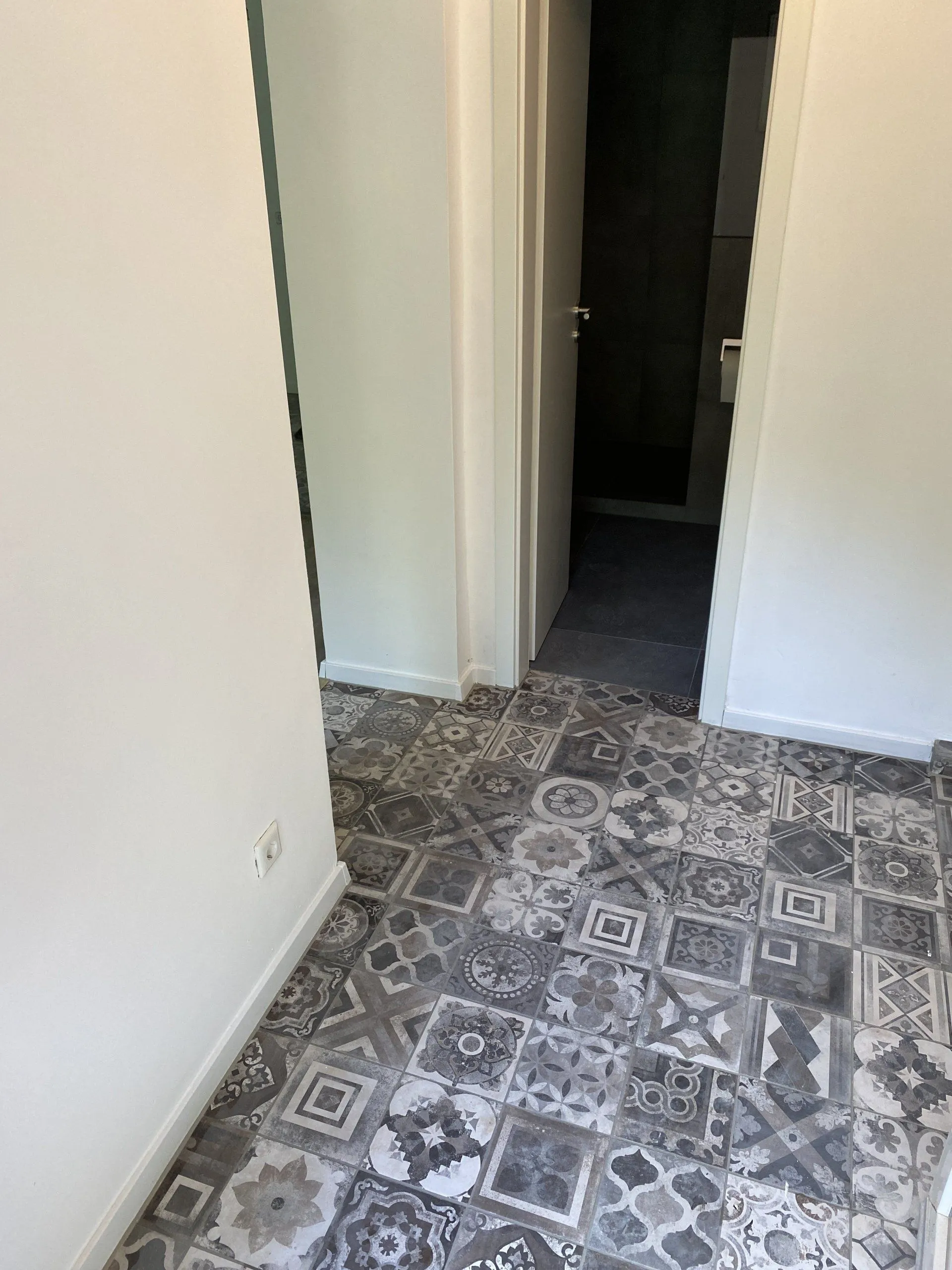 Mosaikfliesen musterboden flur – Fliesenarbeit von Romanowski Fliesenlegermeister, Solingen