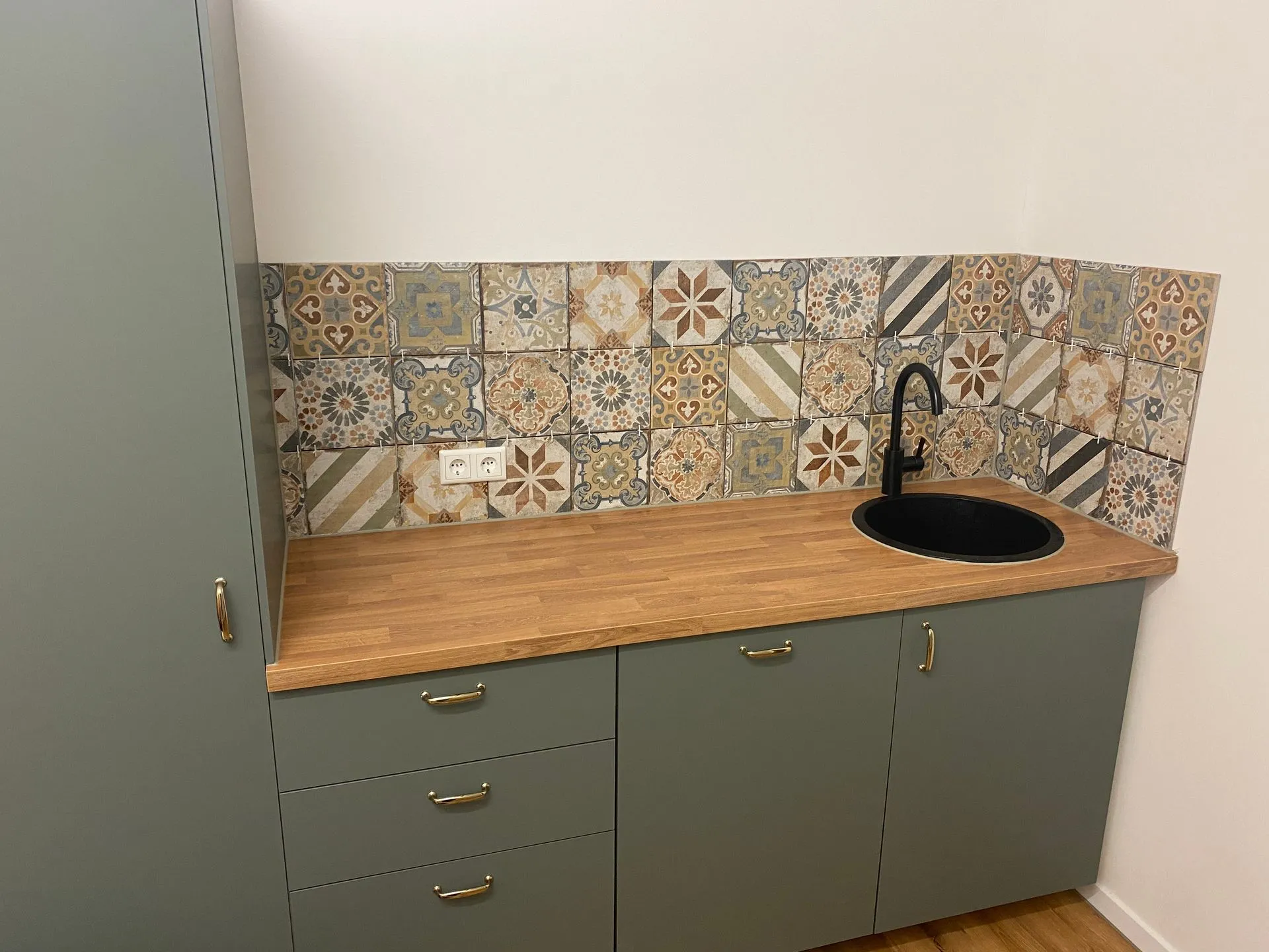 Musterfliesen kueche waschtisch – Fliesenarbeit von Romanowski Fliesenlegermeister, Solingen